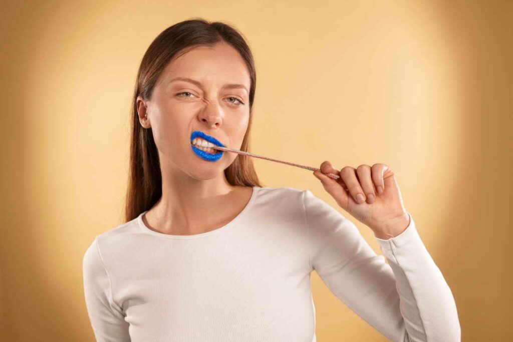 Do I Brush My Teeth Before or After Whitening Strips
